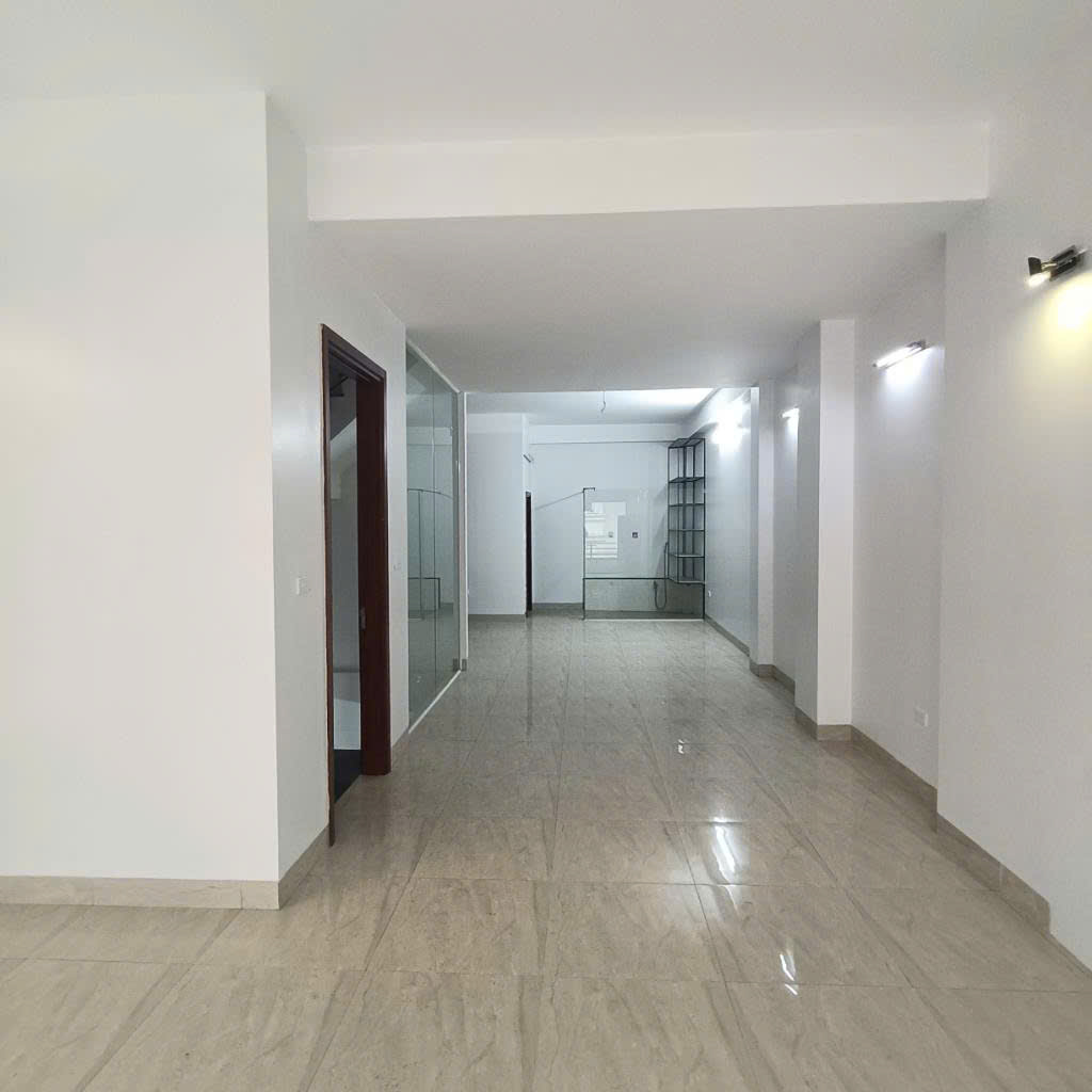 CỰC GẤP! Đang bán nhà Đền Lừ Dòng tiền Gà đẻ trứng vàng. 71m 6T - 14 phòng KK. 900 triệu/suýt 1 tỷ/ - Ảnh 2